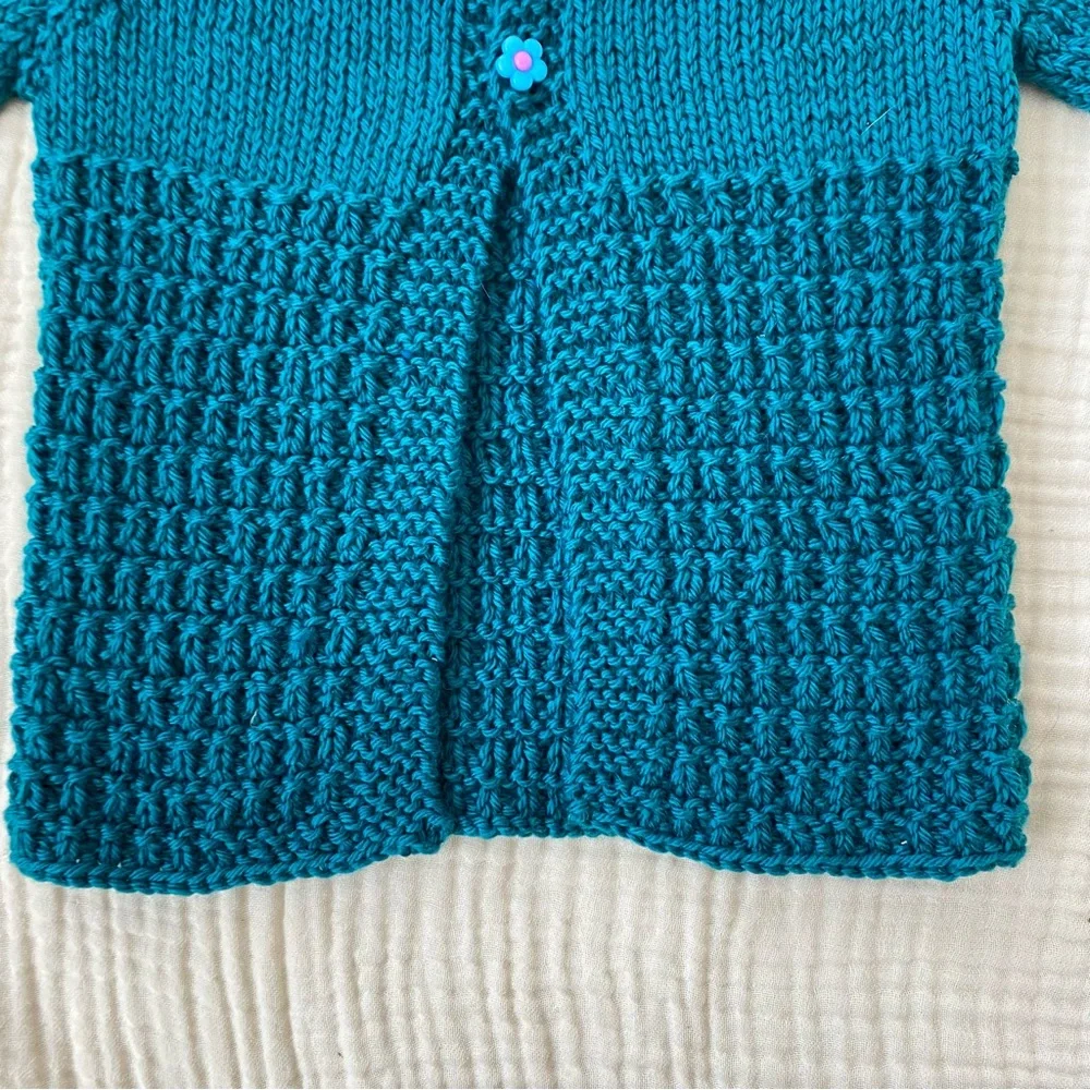 HANDMADE WOOL Cardigan Merino Blend Sweater Top Hand Knit Cozy Stitch Floral